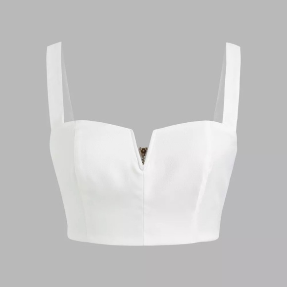 Two solid V-wire tank tops NWT - Picture 12 of 12